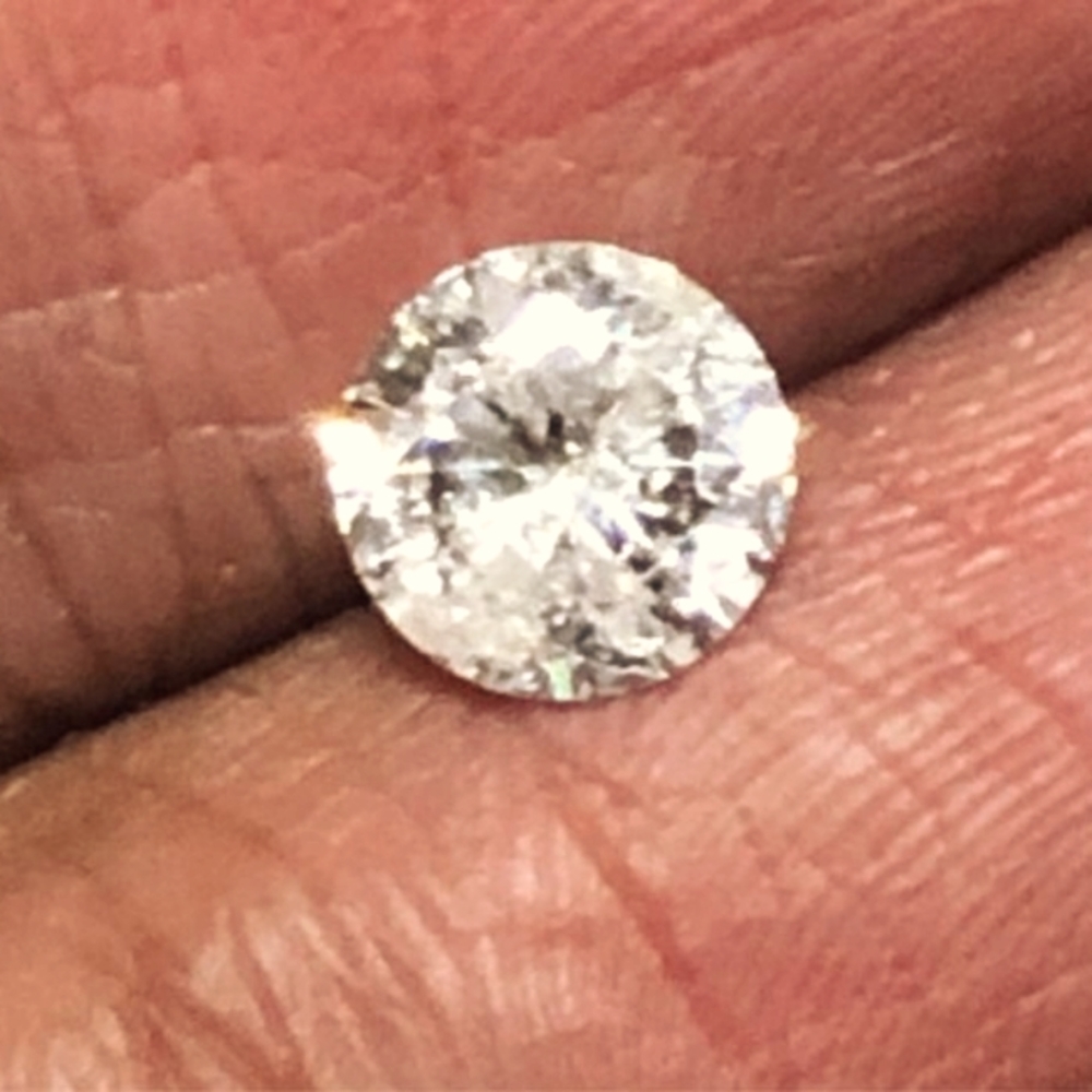 1.002ct Diamond gemstone D clarity Brilliant Color